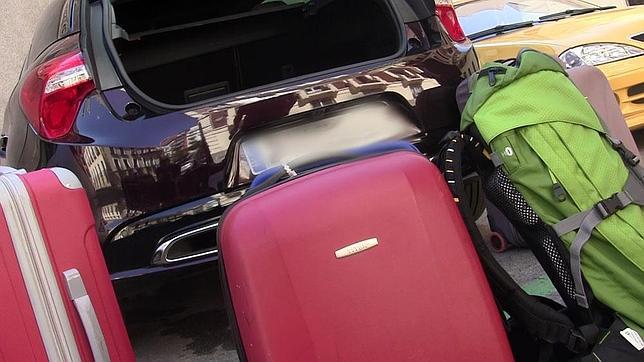 Cómo cargar el maletero del coche para estas vacaciones