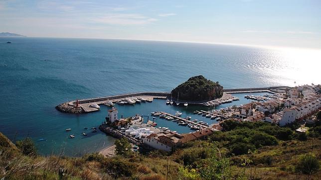 Puerto Marina del Este en La Herradura (Almuñécar)