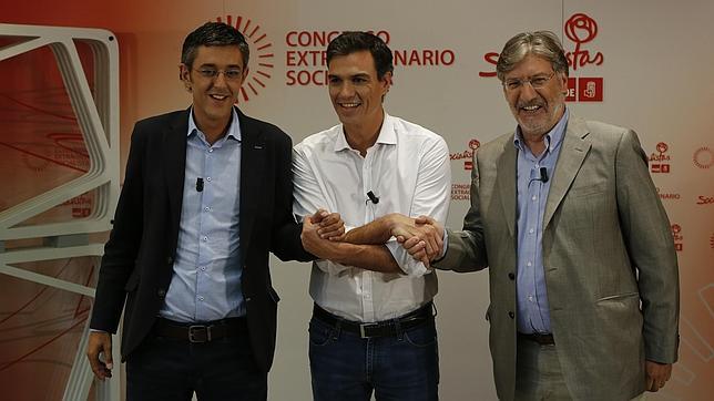 Sánchez y Madina se comprometen a mantener las primarias de noviembre