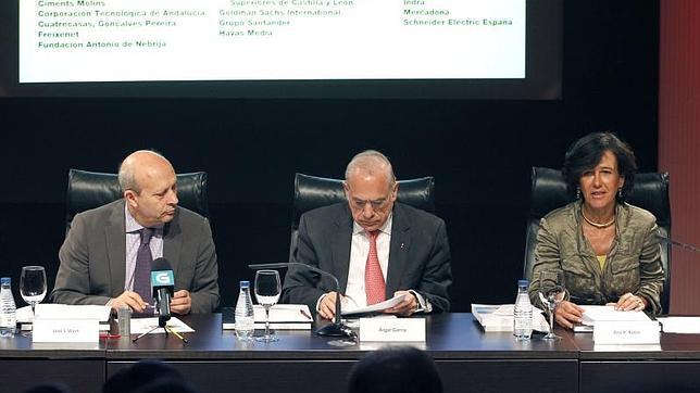 Los universitarios españoles tienen el mismo nivel de competencias que los estudiantes de secundaria japoneses