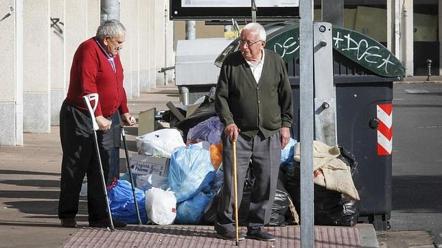 Lugo concentra 52 nuevas alertas sanitarias tras un mes de huelga de basura