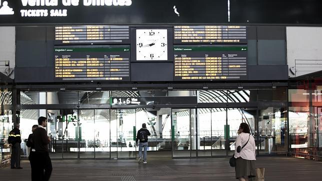 Los trabajadores de Adif convocan una huelga ferroviaria para el 31 de julio y el 1 de agosto
