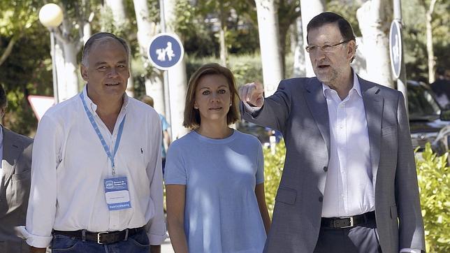 Rajoy: «Lo que sea España no lo podemos decidir el señor Mas y yo en una conversación»