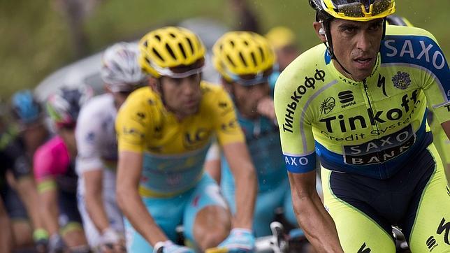 Dos equipos ante seis puertos