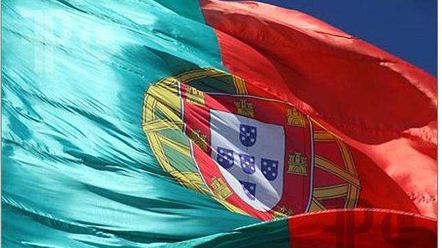 La colorista bandera portuguesa