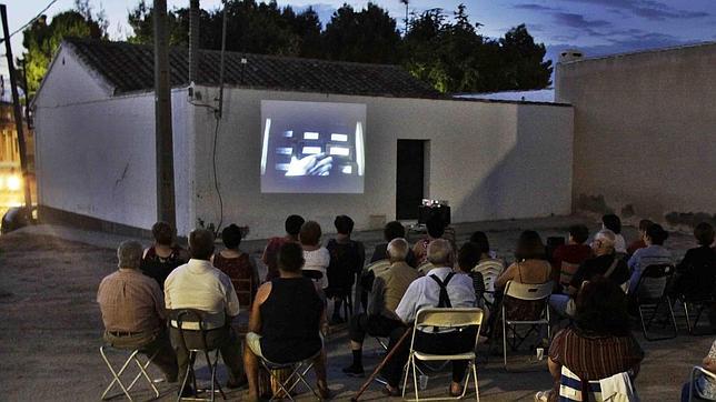 Cine «al fresco» en plena Mancha