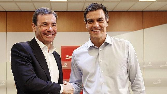 Pedro Sánchez se reúne con Tomás Gómez y Emiliano García-Page en Ferraz