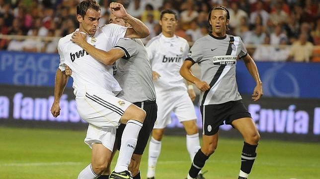 Metzelder, en un partido del Real Madrid