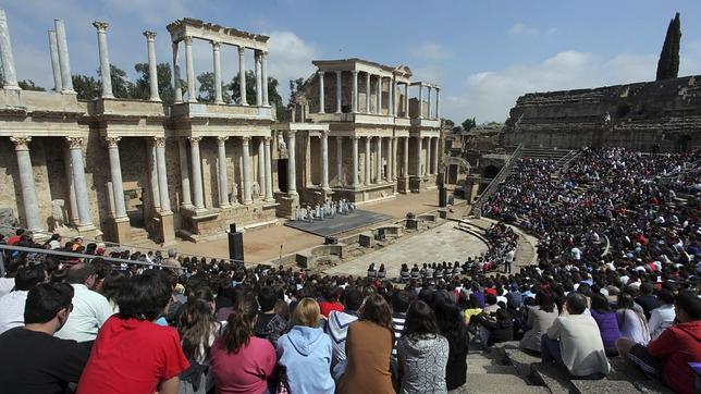Gran parte de las gradas son originales, reforzando la sensación de disfrutar el teatro como lo hacían los romanos