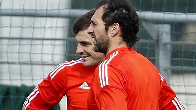 La llegada de Keylor Navas abre la puerta a Diego o Íker