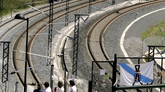 Curva de A Grandeira días después de la tragedia