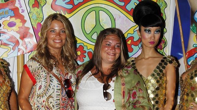 Carla y Caritina  Goyanes en la fiesta de verano en Pachá