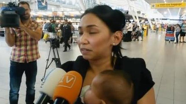 Pierde el avión derribado en Ucrania y salva su vida y la de su bebé