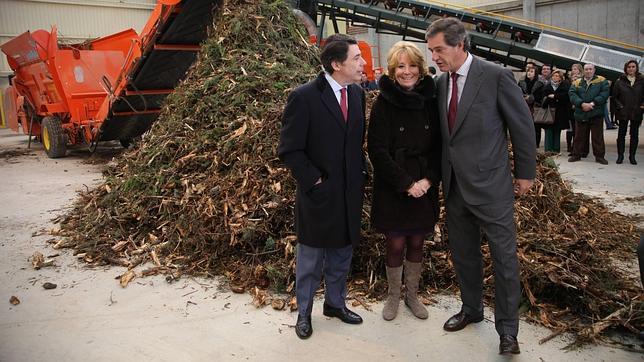 Trece sectores industriales lanzan una oferta de diálogo al ministro Soria