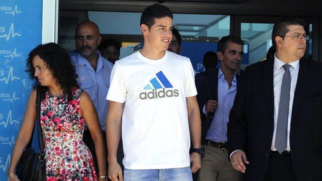 James Rodríguez será presentado a las 20.00 en el Bernabéu