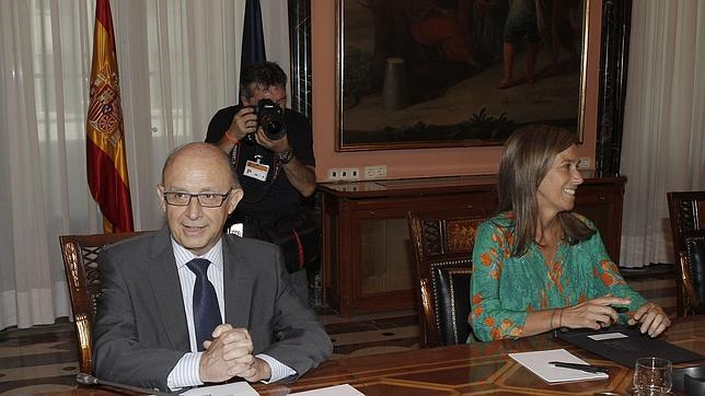 Las familias exigen una fiscalidad más justa y nuevas medidas de apoyo