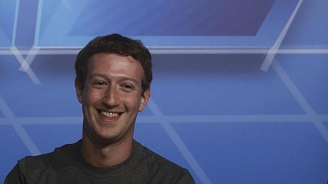 Facebook duplica beneficios gracias a la publicidad móvil