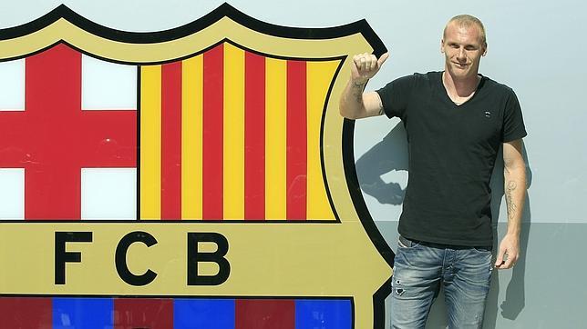 Mathieu es el nuevo central del Barça por 20 millones de euros