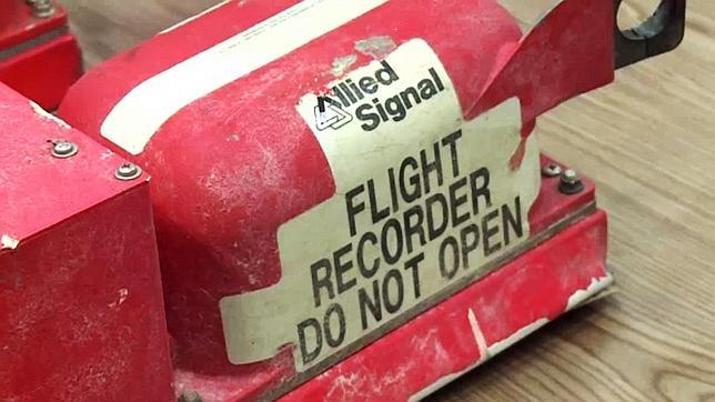 Las cajas negras del avión de Malaysia Airlines llegan a Reino Unido