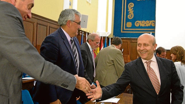 Los rectores piden a Wert retrasar más la reforma