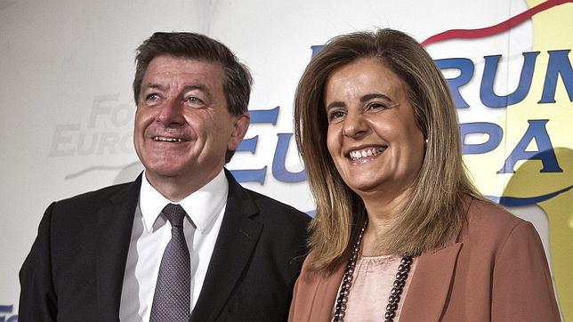 Báñez: «Unas 4.500 personas encontraron un empleo cada día los últimos tres meses»