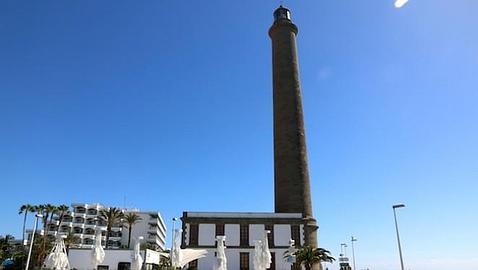 Manuel Lobo: «En Canarias se ha nombrado BIC hasta el lucero del alba»