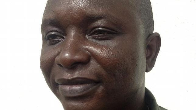 El médico jefe de la lucha contra el ébola en Sierra Leona se contagia del virus