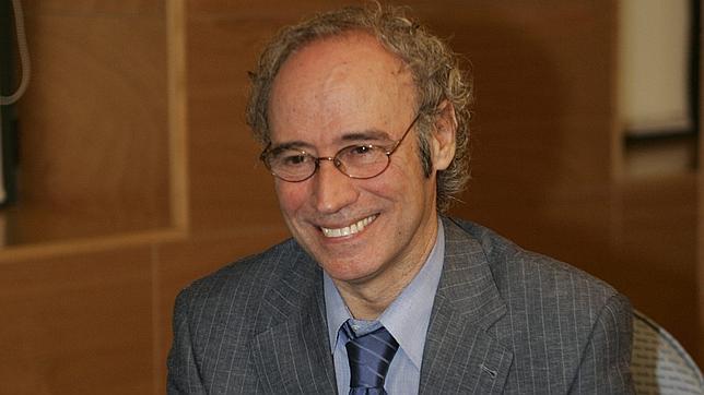 Ciscar, en una reunión en el Congreso de los Diputados