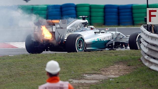 Rosberg logra la pole; Hamilton saldrá el último