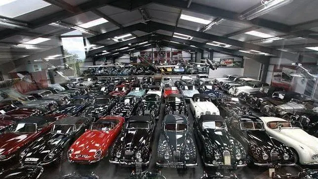 Jaguar se hace con la mayor colección privada de coches clásicos británicos