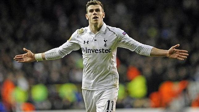 Bale, celebrando su gol al Olympique de Lyon