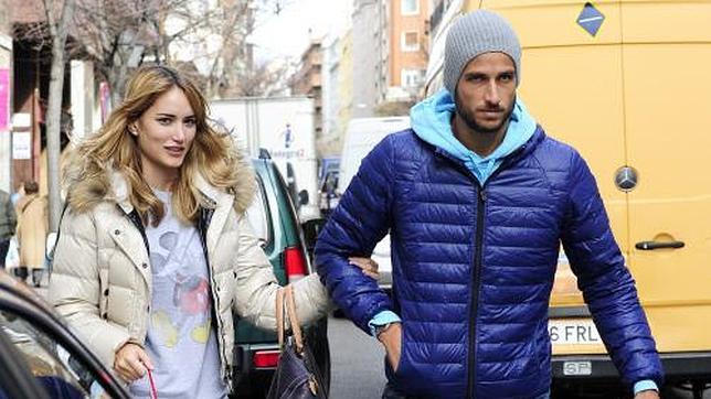 Feliciano López le pide matrimonio a Alba Carrillo con una torrija