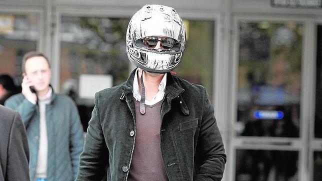 El apoderado de Kontrol 34, Carlos Manzanares, a su salida de los juzgados