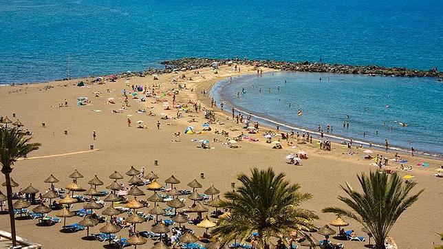 Cuatro años de prisión por violar en la playa a un hombre borracho
