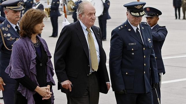 Don Juan Carlos recibirá un homenaje en la investidura de Santos en Colombia