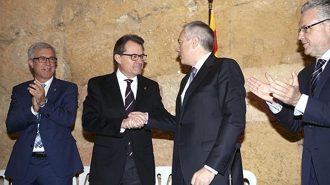 Admiten 4 de las 5 solicitudes de licencia para operar los casinos de BCN World