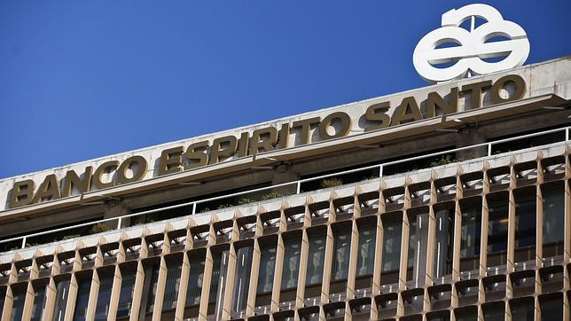 La banca portuguesa propone inyectar más dinero al Novo Banco y reducir la participación del Estado