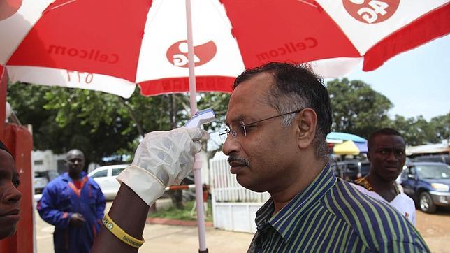 La OMS debate si el ébola constituye una emergencia de salud pública internacional