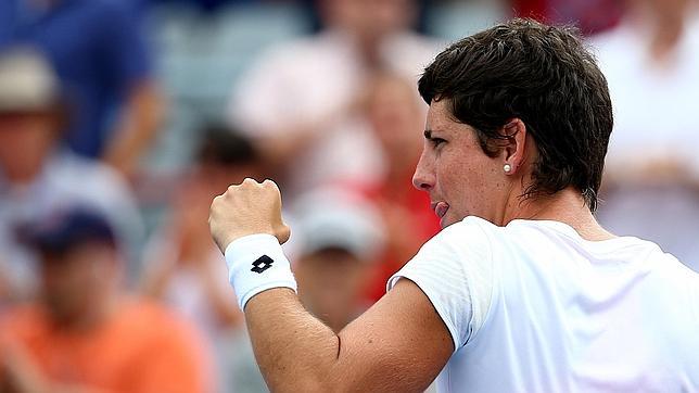 Carla Suárez elimina a Sharapova