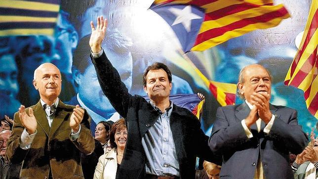 Duran i Lleida, Artur Mas y Jordi Pujol durante un mitin electoral