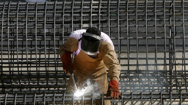 Hacienda prevé un repunte del 0,72% en el empleo hasta 2016