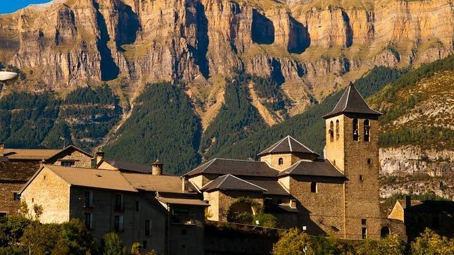 Los diez «must have» imprescindibles de este verano: debes tenerlo, debes hacerlo