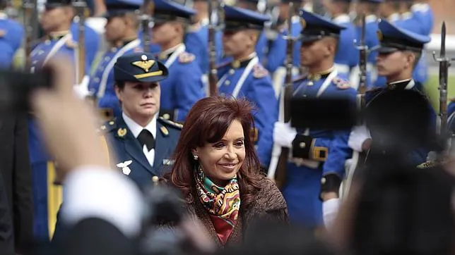El Gobierno denuncia una «confabulación» internacional contra Argentina por parte de los fondos buitre
