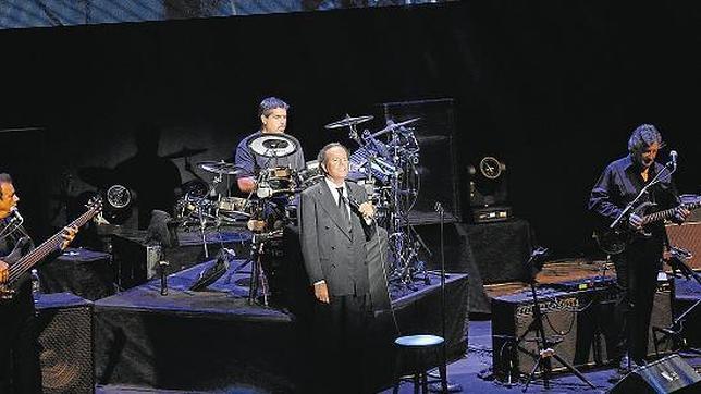 Julio Iglesias arrasa en el Starlite de Marbella