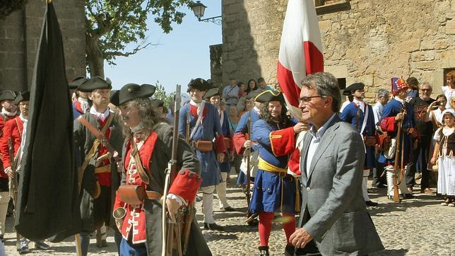 El despilfarro del independentismo: más de 180 millones gastados en propaganda