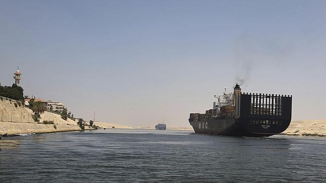 Al Sisi busca dejar su impronta con una ambiciosa ampliación del canal de Suez