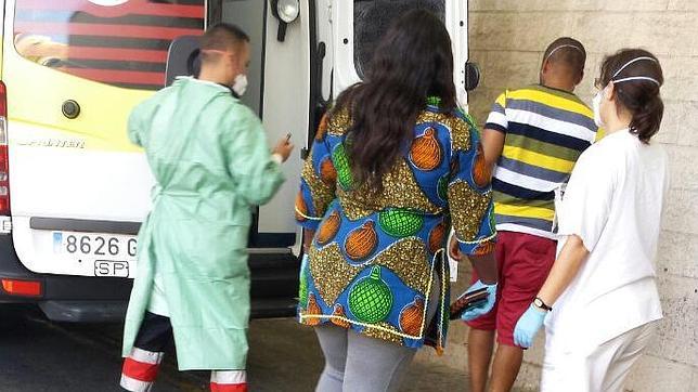 Sanidad aísla al posible enfermo de ébola de Alicante y da el alta a su hermana