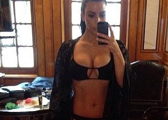 Kim Kardashian presume de cuerpo tras salir del gimnasio