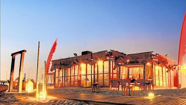 Desde un abanico de woks a los platos más tradicionales componen una carta de los más exquisita