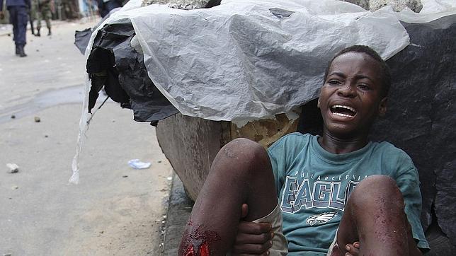 Balas y gases lacrimógenos para frenar la epidemia de ébola en Liberia